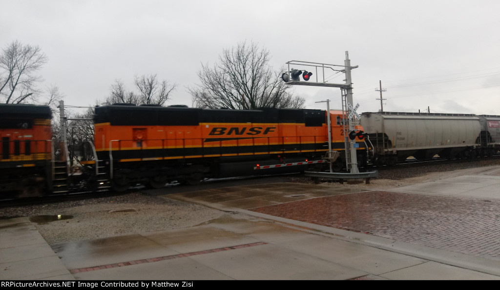 BNSF 275